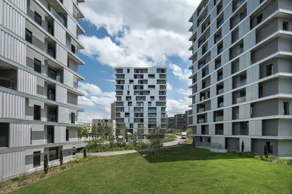 Vue d’ensemble de l’immeuble résidentiel Parc de la Fonderie